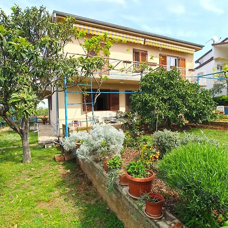 Giovanna 1557 Apartment Banjole